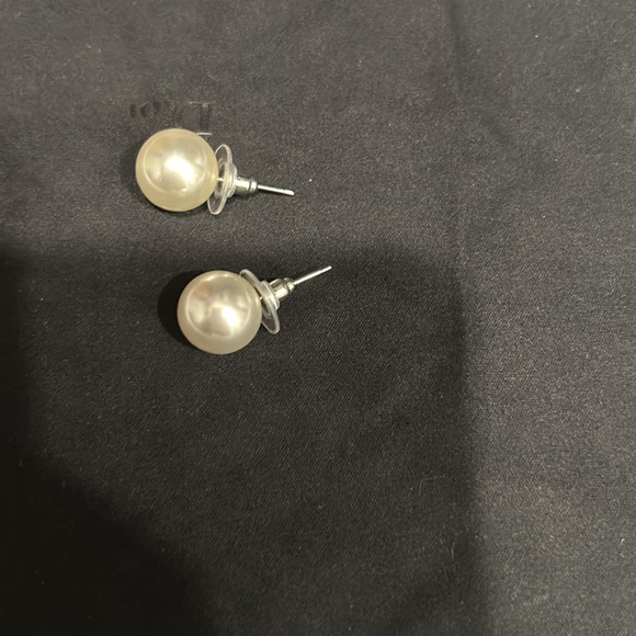 Pearl earrings - Picture 4 of 4